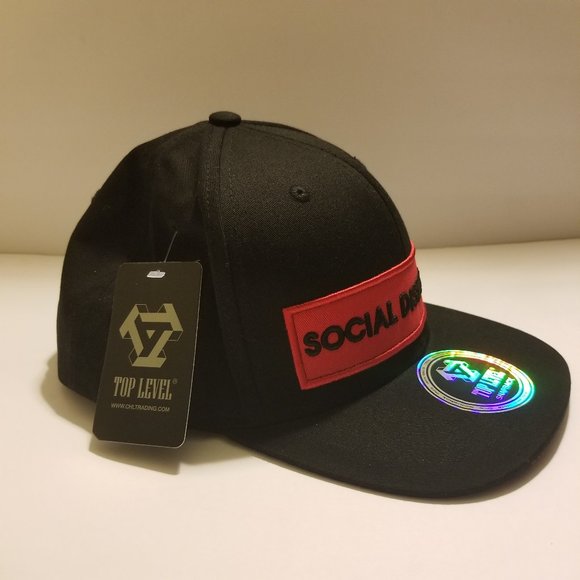 NEW Black/Red Social Distancing Adjustable Hat - Picture 2 of 6